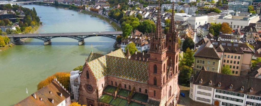 Schweiz Apartment Basel Bagian luar foto